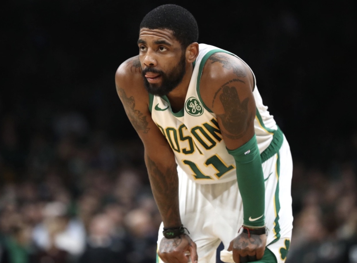 一场比赛踢两个位置？马丁心说：“小意思～”（一战两岗？马丁笑言：小菜一碟）