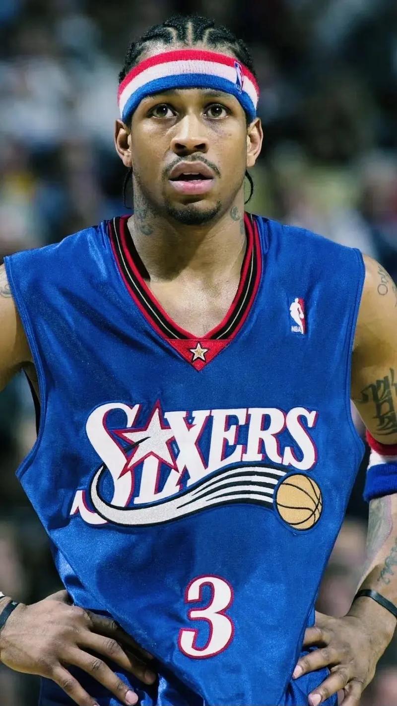 攻守兼备助博洛尼亚斩落领头羊那不勒斯，卢库米当选全场最佳（卢库米攻防俱佳助博洛尼亚力克领头羊那不勒斯，荣膺全场最佳）