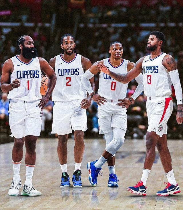 布兰特：我不是21岁了，需考虑未来；世界杯？我专注于多特（布兰特：不再是21岁，得为未来打算；世界杯？当下只专注多特）