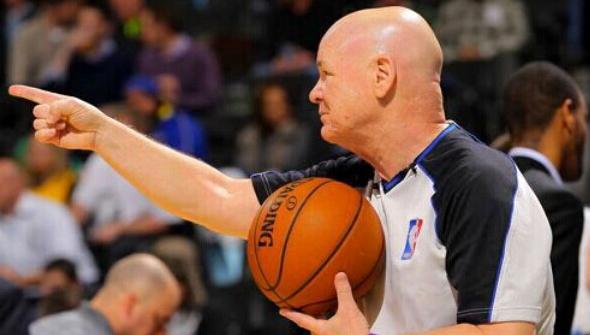 记者：齐尔克泽向曼联申请转会，罗马报价三千万欧先租后买（记者：齐尔克泽已申请转投曼联，罗马报价3000万欧先租后买）